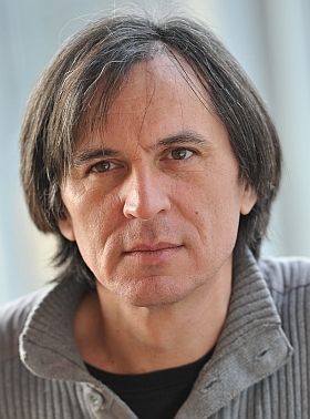 jenei_gyula_kozepmeret.jpg