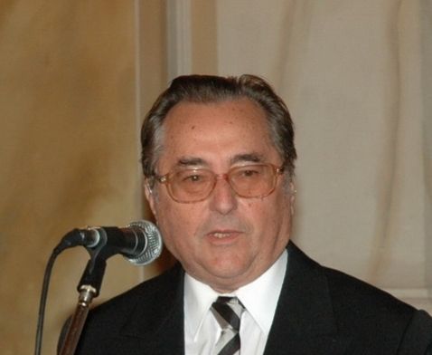 M.SzaboAndras_meret.jpg