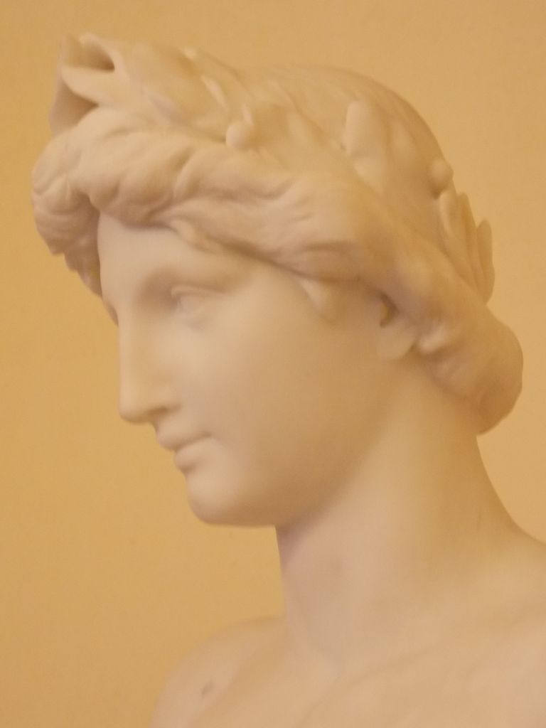 2Fadrusz_J__nos_Apollo.jpg