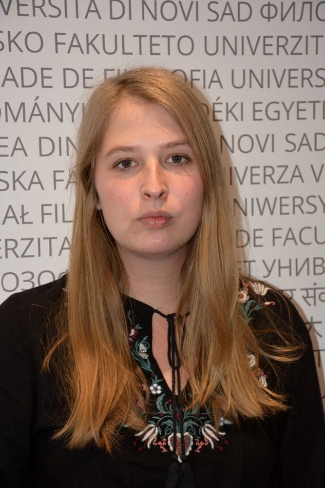 13.Herny__k_Zs__ka.JPG