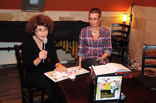 Kolozsvr_-_Lszl_Nomi_s_Selyem_Zsuzsa_1