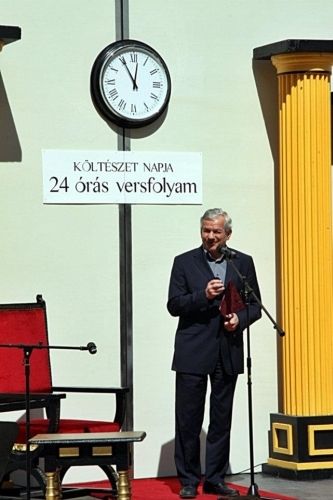 versmonds_Kiss_Rig_Lszl