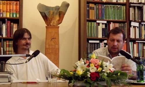 gyrei_est_ketten_felolvas