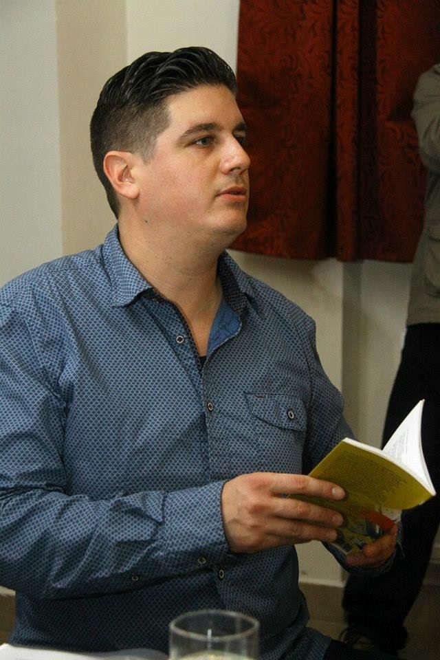 Hertay felolvas jovo