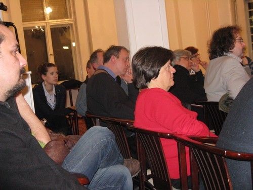 eperfa a közönség egy része