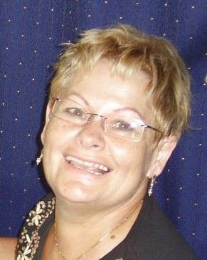 PéterErika közepes
