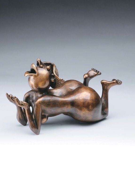 Máté János  Aquamanile  Bukott angyal méltatlankodik   1989  bronz  viaszveszejtéses  méret