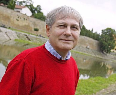 villanyilaszlo.jpg